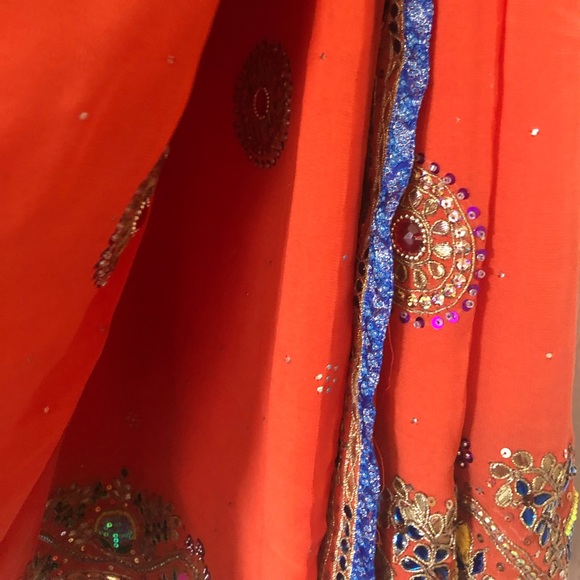 Vintage Saree with embroidery, Preloved. [Firm price] - Picture 3 of 7